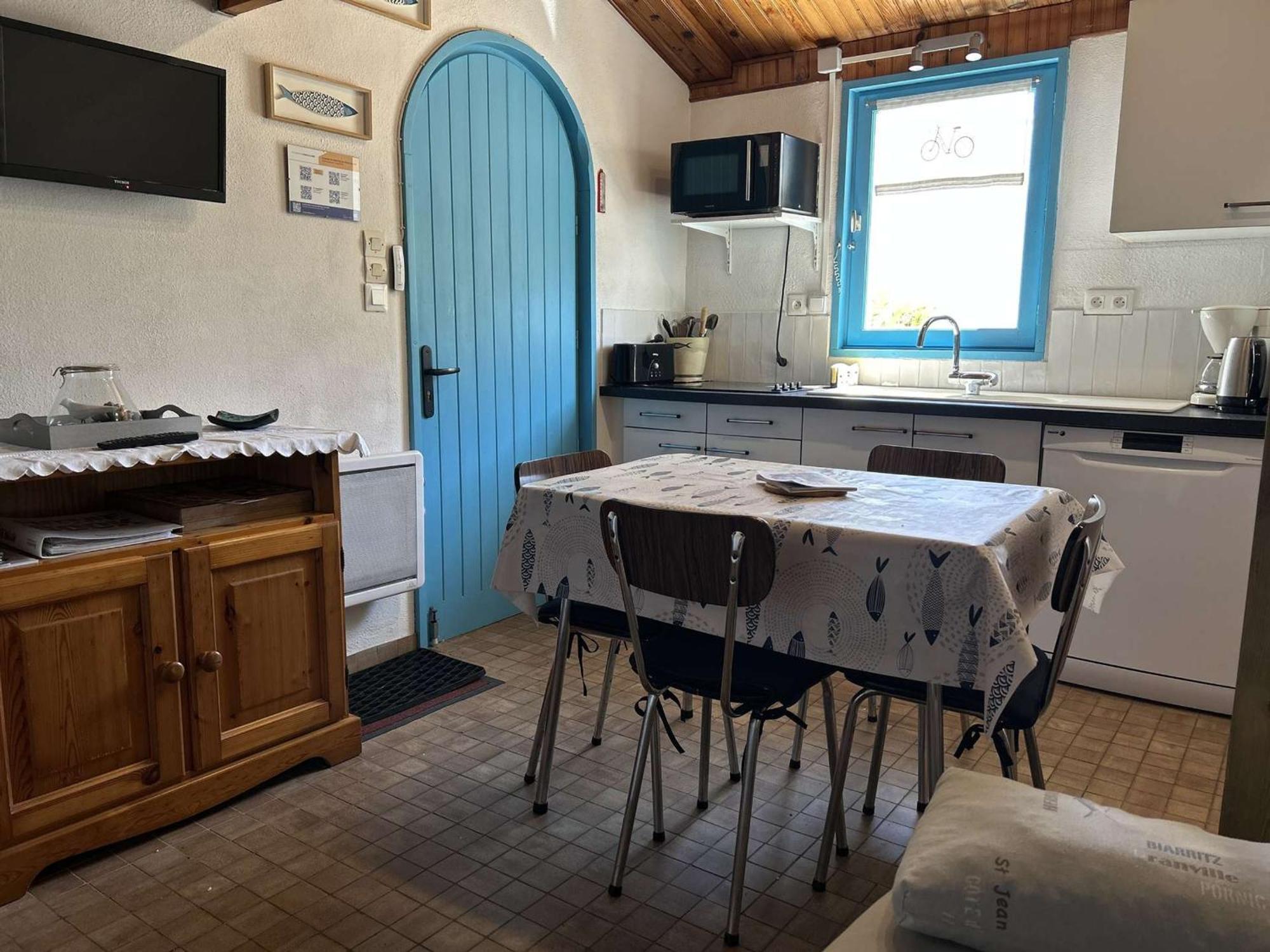Studio Mezzanine A 200M Du Port Et De La Plage, Cour Privative, Parfait Pour 3 Personnes - Fr-1-224B-564 Noirmoutier-en-l'Ile Exterior foto